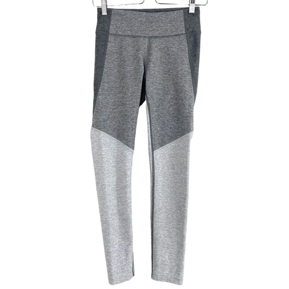 OUTDOOR Voices 7/8 Two-Tone Color Block Leggings in Gray - Picture 2 of 8